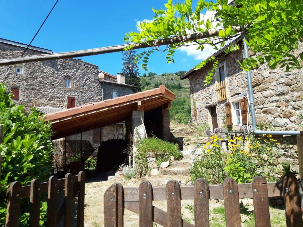 Les Pentes Du Chateau De Retourtour Lamastre Kültér fotó